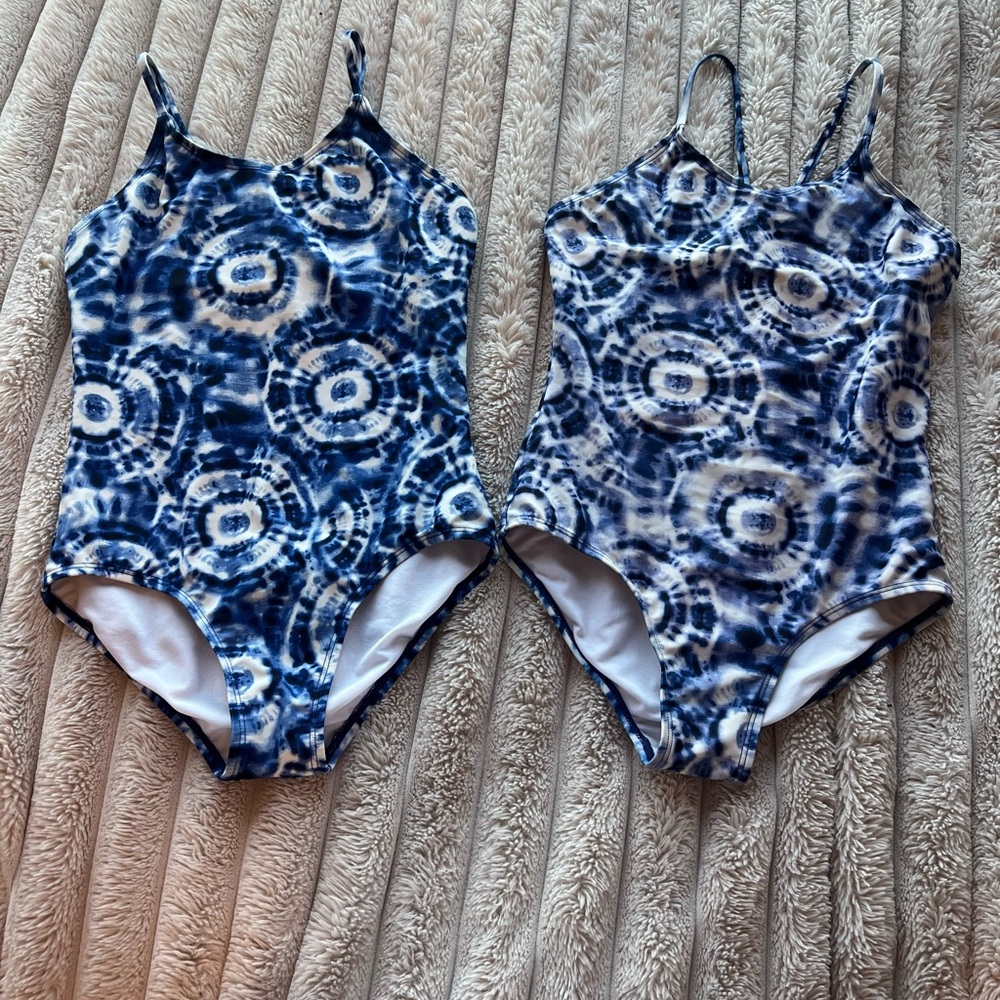 Blue Tie-Dye Swimsuits